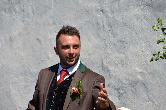 Zechmeister lädt zum Kirchtagsschmaus in´s Festzelt ein