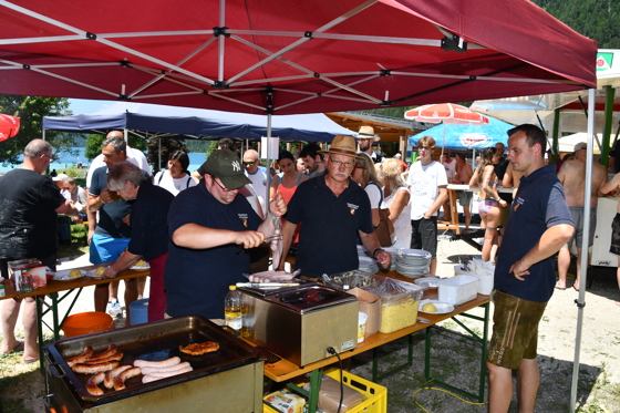 Für die Kulinarik sorgte die FF Stockenboi und ...