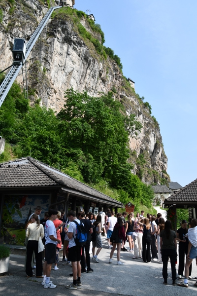Aufzug zur Burg