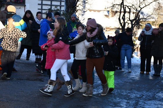 Auftanz der Kinder- und Jugendgruppe