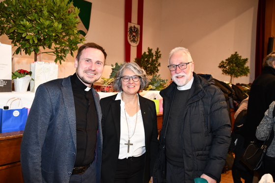 v.l.n.r.: Prarrer Karol Spinda, Superintendentin Andrea Mattioli, Bischof Josef Marketz
