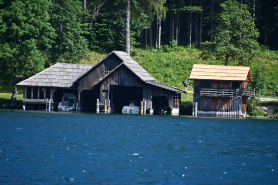 wird im Herbst 2025 abgerissen - altes Bootshaus der Schifffahrt Müller, es entsteht ein Neubau