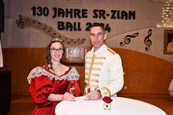 Chorleiterin der SR Zlan - Katrin Laber Winkler mit Obmann - Matthias Granitzer