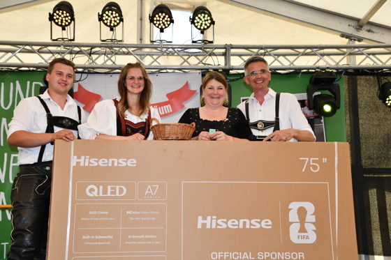 Hauptpreis - einen Fernseher gewann Manuela Grillenberger
