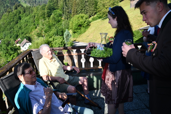 bei Fam. Semmelrock