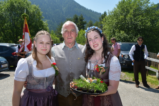 Granitzer Bernhard vlg Sattlegger mit seinen Enkerl&acute;n - Sophie und Antonia