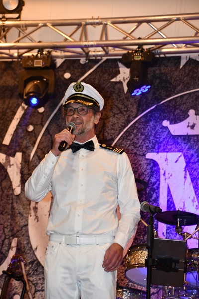 Kapit&auml;n G&uuml;nther Guggenbichler er&ouml;ffnet